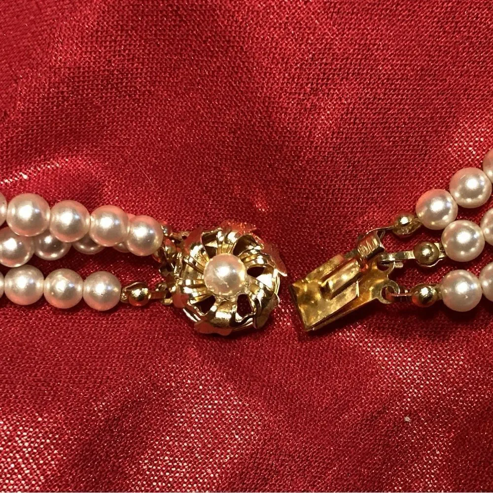Elegant Trip Strand Faux Pearl Necklace with Black Accents